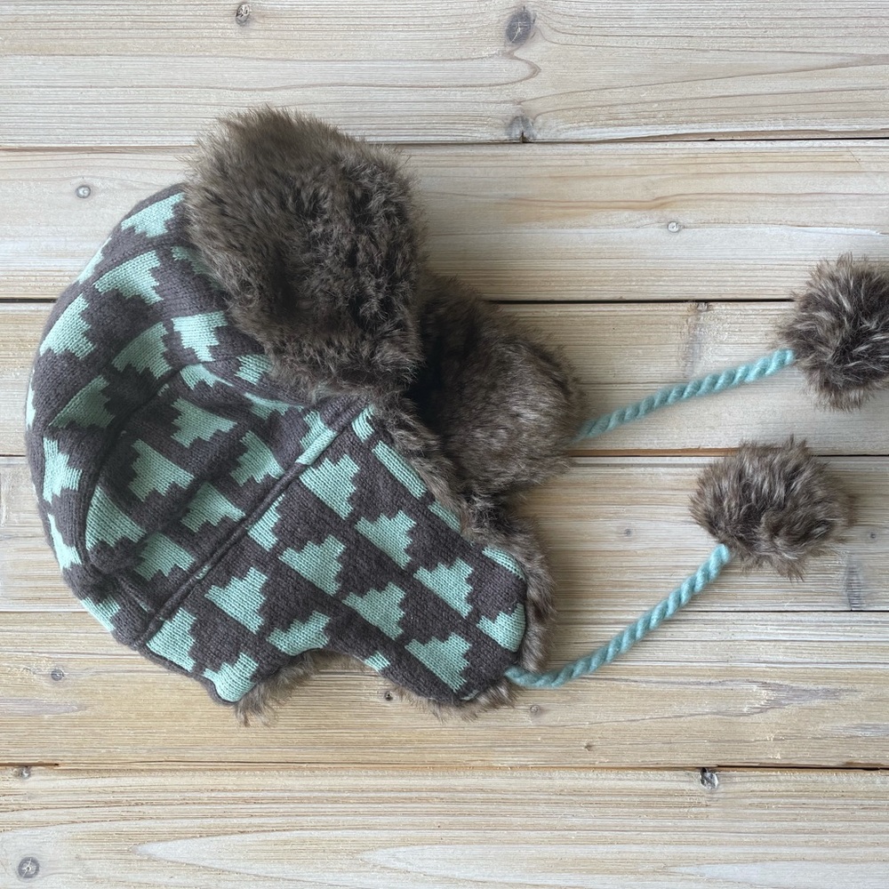 FauxFur-lined Teal and Grey Houndstooth Winter Hat